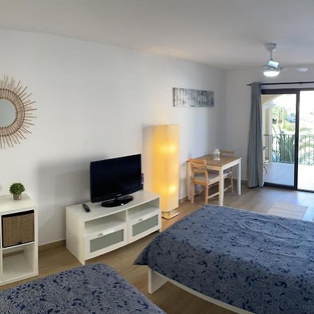 Castle Harbour Los Cristianos Beautiful Studio With Pool View Luaran gambar