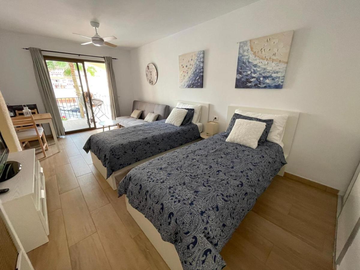 Castle Harbour Los Cristianos Beautiful Studio With Pool View Luaran gambar
