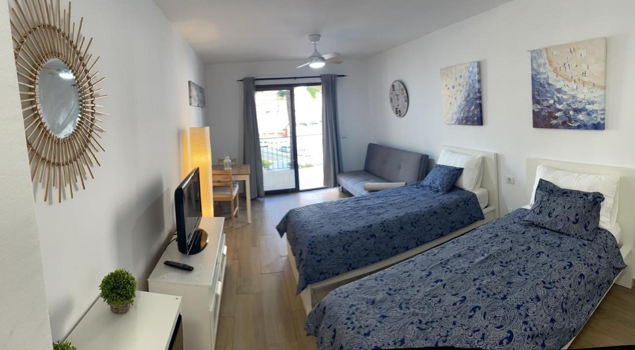 Castle Harbour Los Cristianos Beautiful Studio With Pool View Luaran gambar