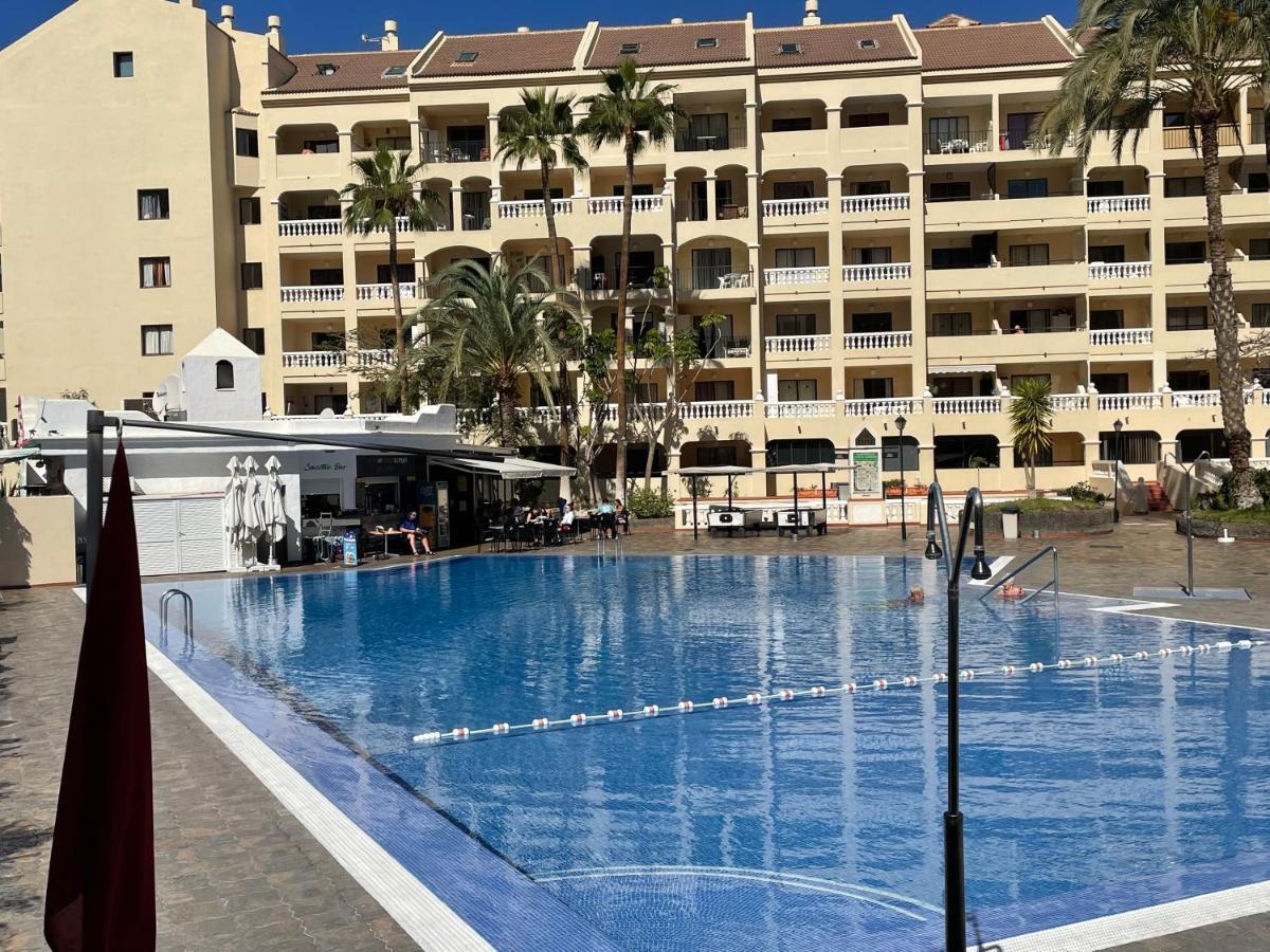Castle Harbour Los Cristianos Beautiful Studio With Pool View Luaran gambar