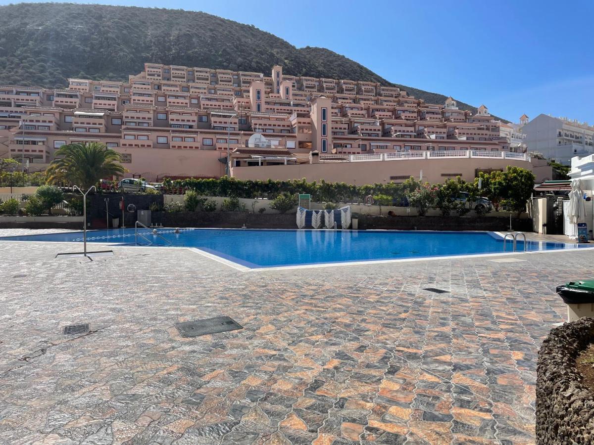 Castle Harbour Los Cristianos Beautiful Studio With Pool View Luaran gambar
